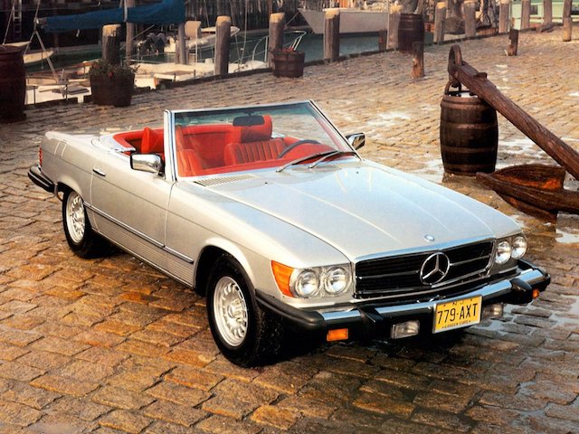 Mercedes 380 SL r107 couleur champagne intérieur rouge