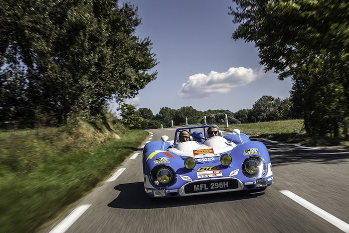 Matra MS 650 bleue de face