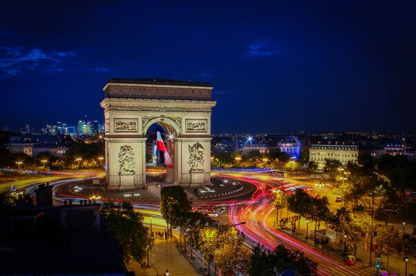 Guide du débutant pour la location de voiture à Paris : Ce que vous devez savoir