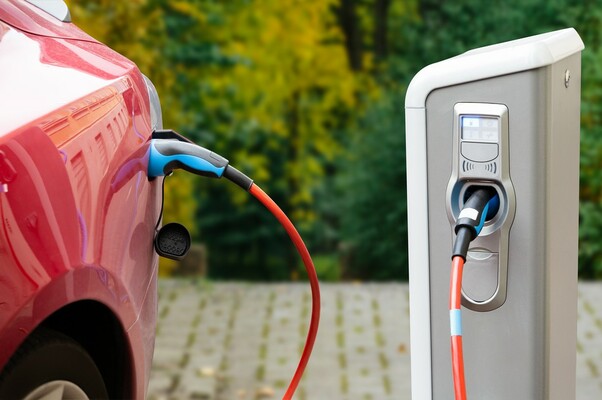 Les 5 voitures électriques à essayer sur Roadstr
