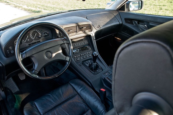 Intérieur de BMW 840CI