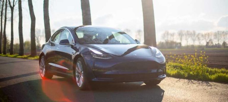 Les véhicules hybrides et électriques permettent-ils vraiment de faire des économies ?
