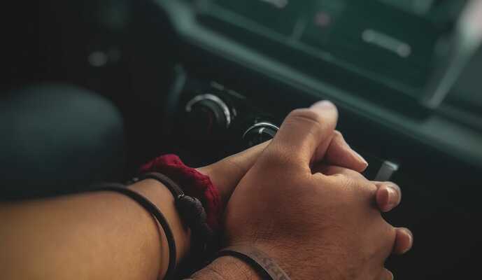 Jeune couple : quelle est la voiture idéale ? 