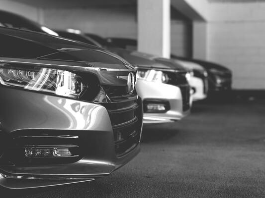 Économiser sur la Location de Voiture à Lyon: Astuces et Conseils!