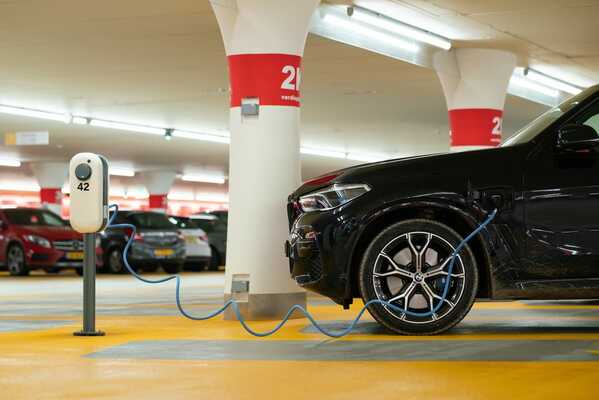 Quelle est la voiture électrique la moins chère à la location ?