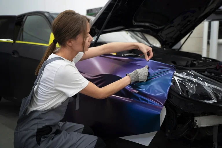 Comment changer la couleur de sa voiture : Guide des meilleures méthodes et coûts !