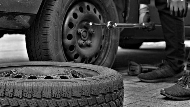 Pneus Surgonflés : Risques, Solutions et Conseils de Sécurité