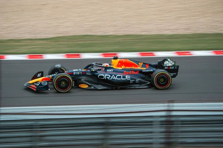 Évolution du moteur Red Bull F1 : performance et innovation !