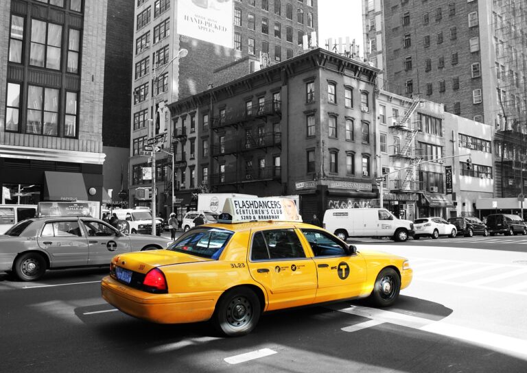 Comment devenir chauffeur de taxi : guide complet pour réussir !