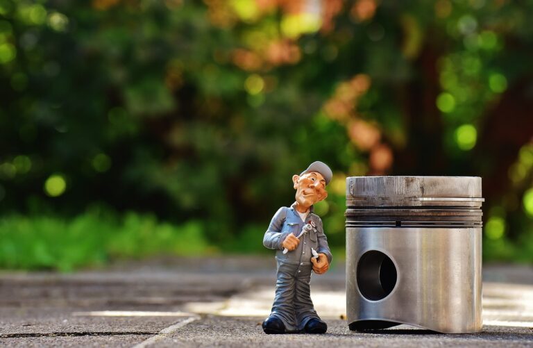 Comprendre et maîtriser votre facture pièce auto : conseils utiles !
