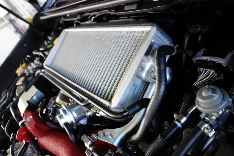 Symptômes d&rsquo;un intercooler plein d&rsquo;huile : causes et solutions !