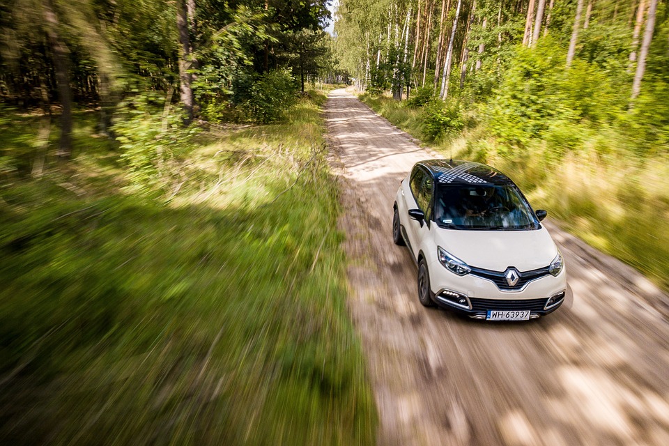 4 Chevaux prix : comparatif des modèles classiques et leur cote actuelle !