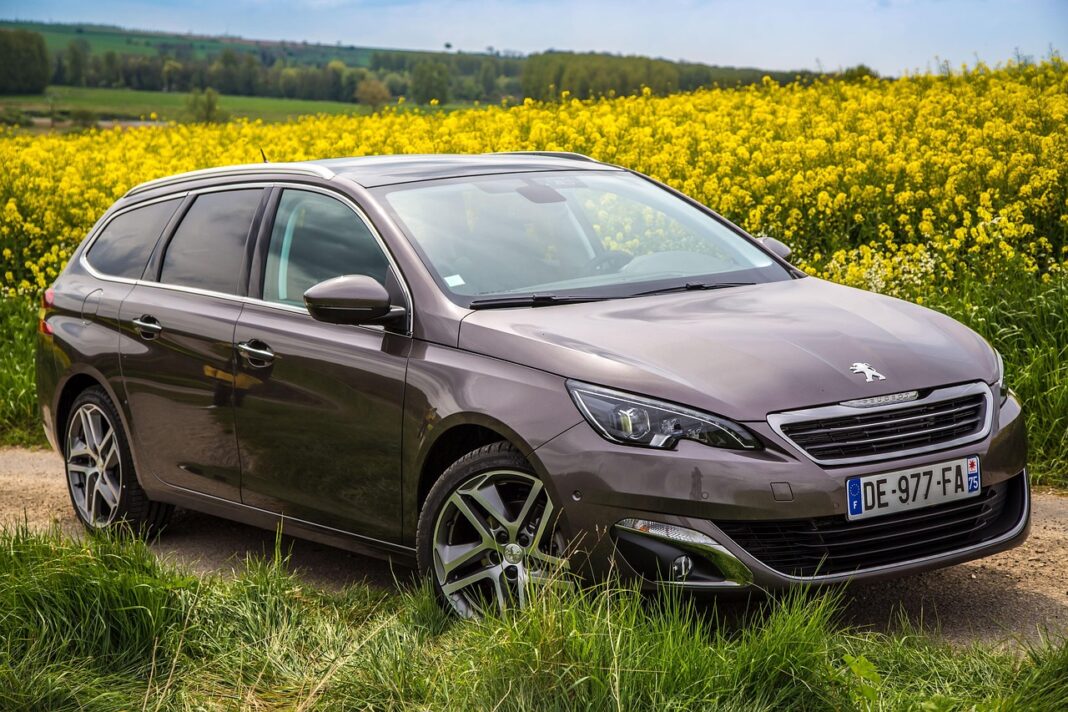 Moteur 308 1.6 HDi: efficacité, fiabilité et performance Peugeot !