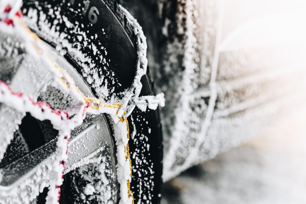 Comment reconnaitre des pneus neige : guide pratique et astuces simples !