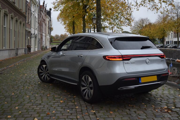 Prise renforcée : sécurité et efficacité pour véhicules électriques !