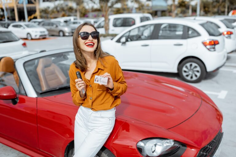Quels documents pour assurer une voiture d'occasion rapidement ?