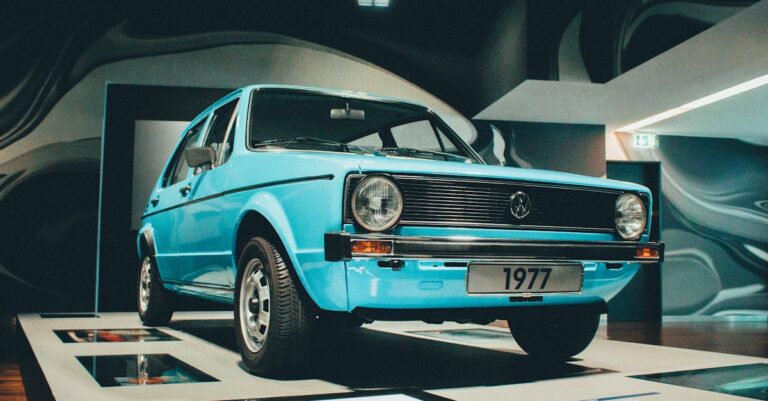 Voiture Année 70 : Les Modèles Incontournables et Leur Héritage Intemporel