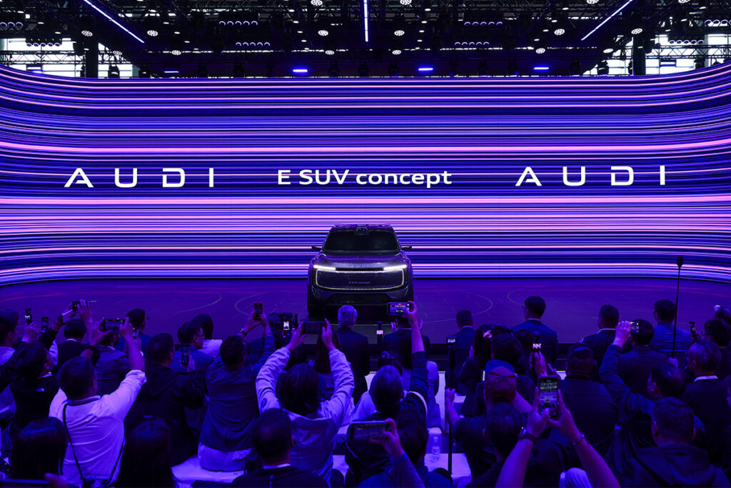 La présentation en Chine du AUDI E SUV