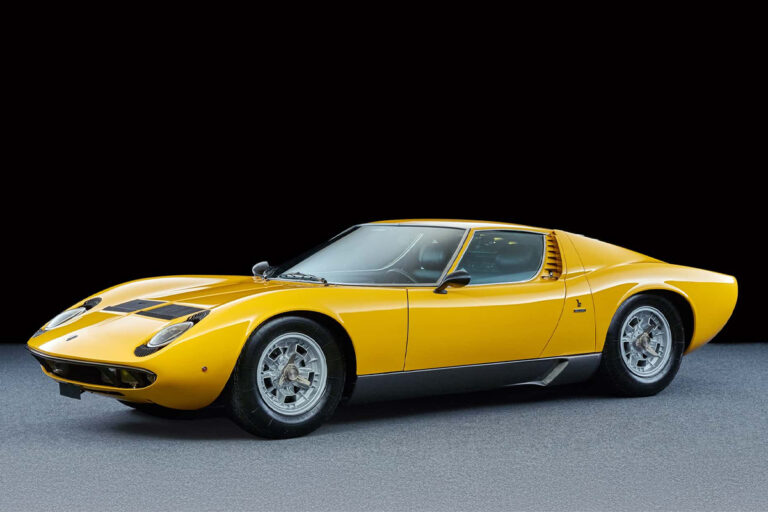 Une Lamborghini Miura P400S