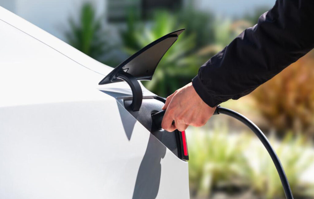 La prise de recharge électrique de la Tesla Model 3