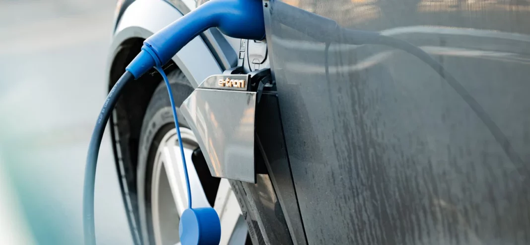Câble de recharge Type 2 : Le standard universel pour recharger votre voiture électrique en Europe