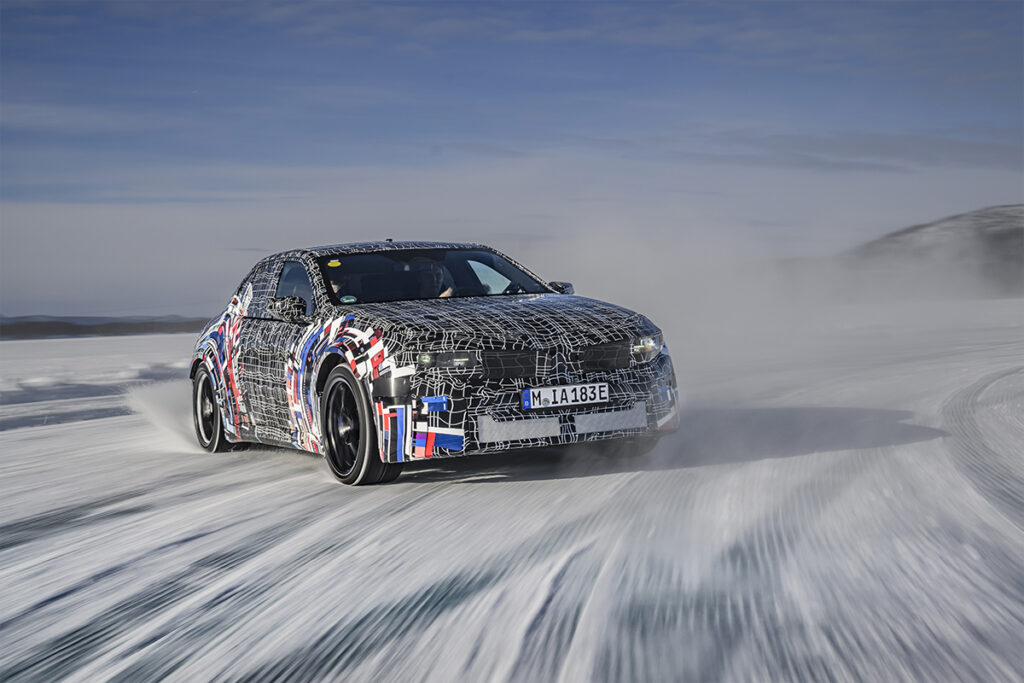 La nouvelle m3 electrique sur la neige