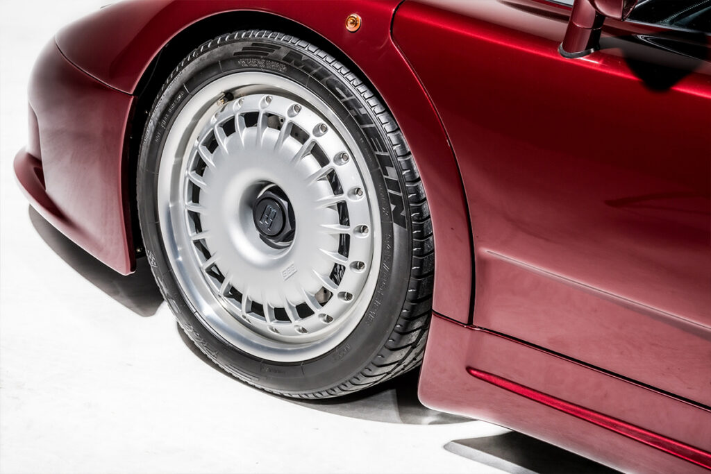 Bugatti EB110 GT du Sultan du Koweit