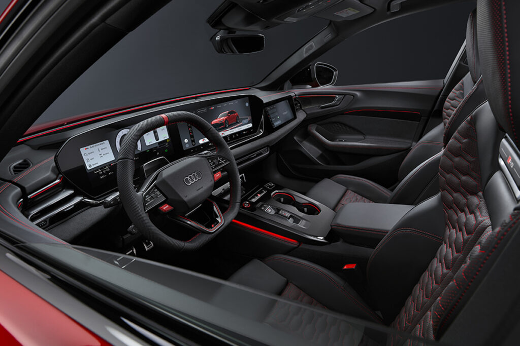 Nouvelle Audi RS5 Avant & Sedan intérieur