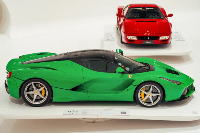 Ferrari LaFerrari verte de Jay Kay