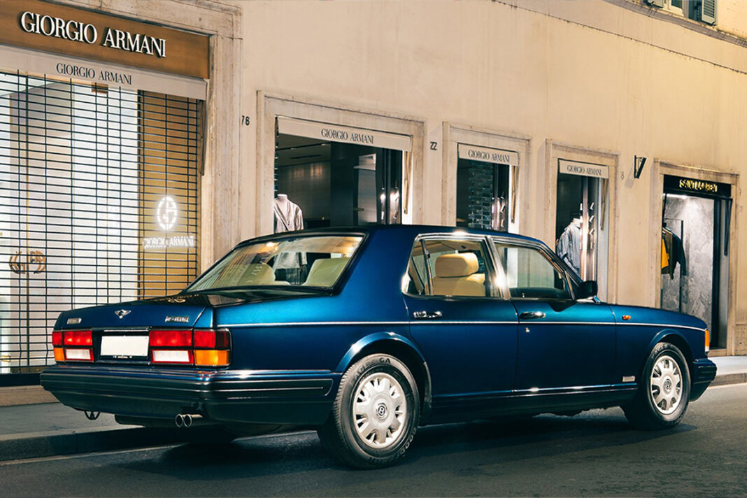 La Bentley secrète de Giorgio Armani part aux enchères : combien vaut un mythe ?