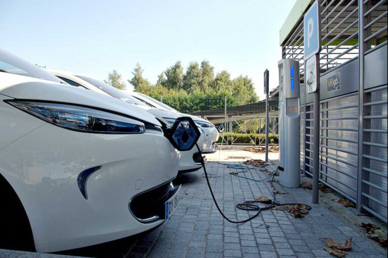 Renault Zoé qui rechargent