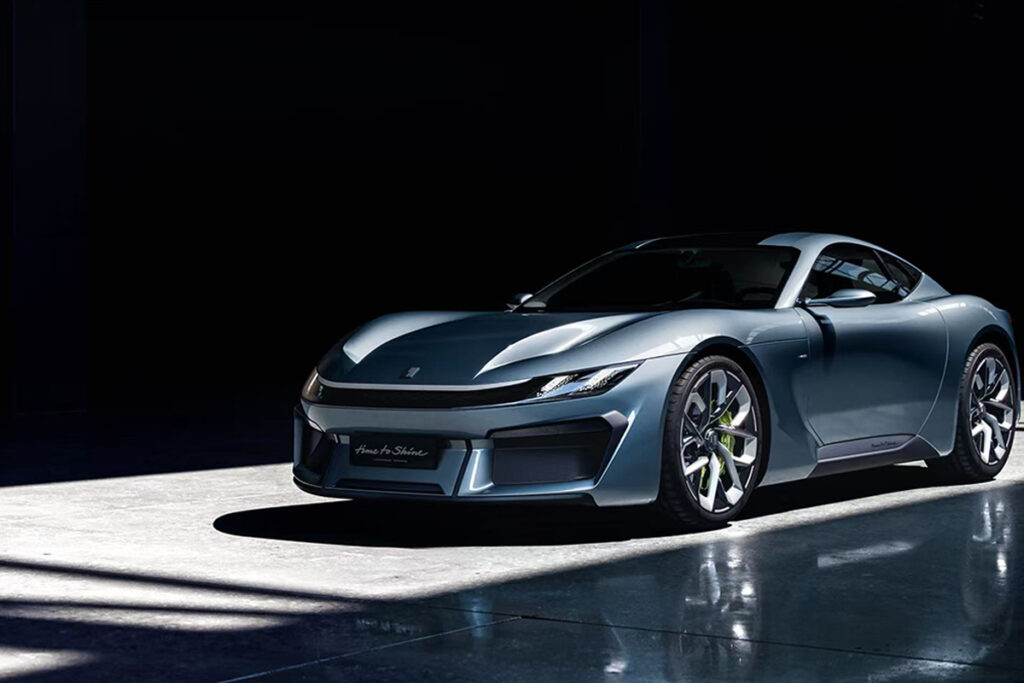 Lynk&Co GT