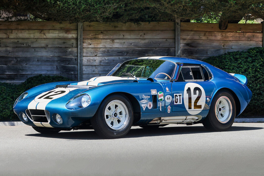 Shelby Cobra Daytona