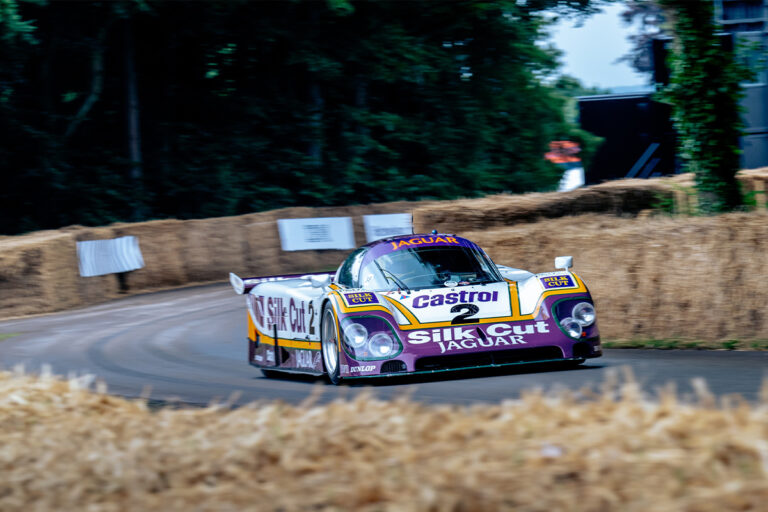Jaguar XJR-8