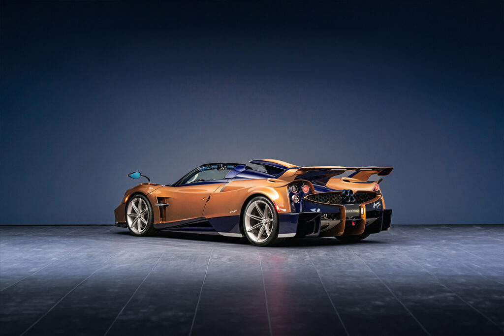 Pagani Huayra 70 Derecho